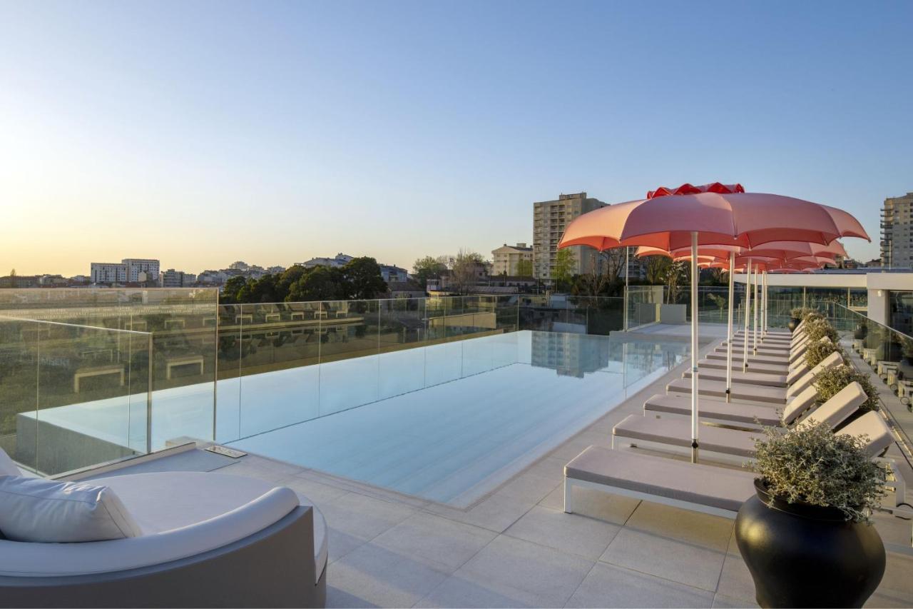 Renaissance Porto Lapa Hotel 外观 照片 The rooftop pool at the hotel
