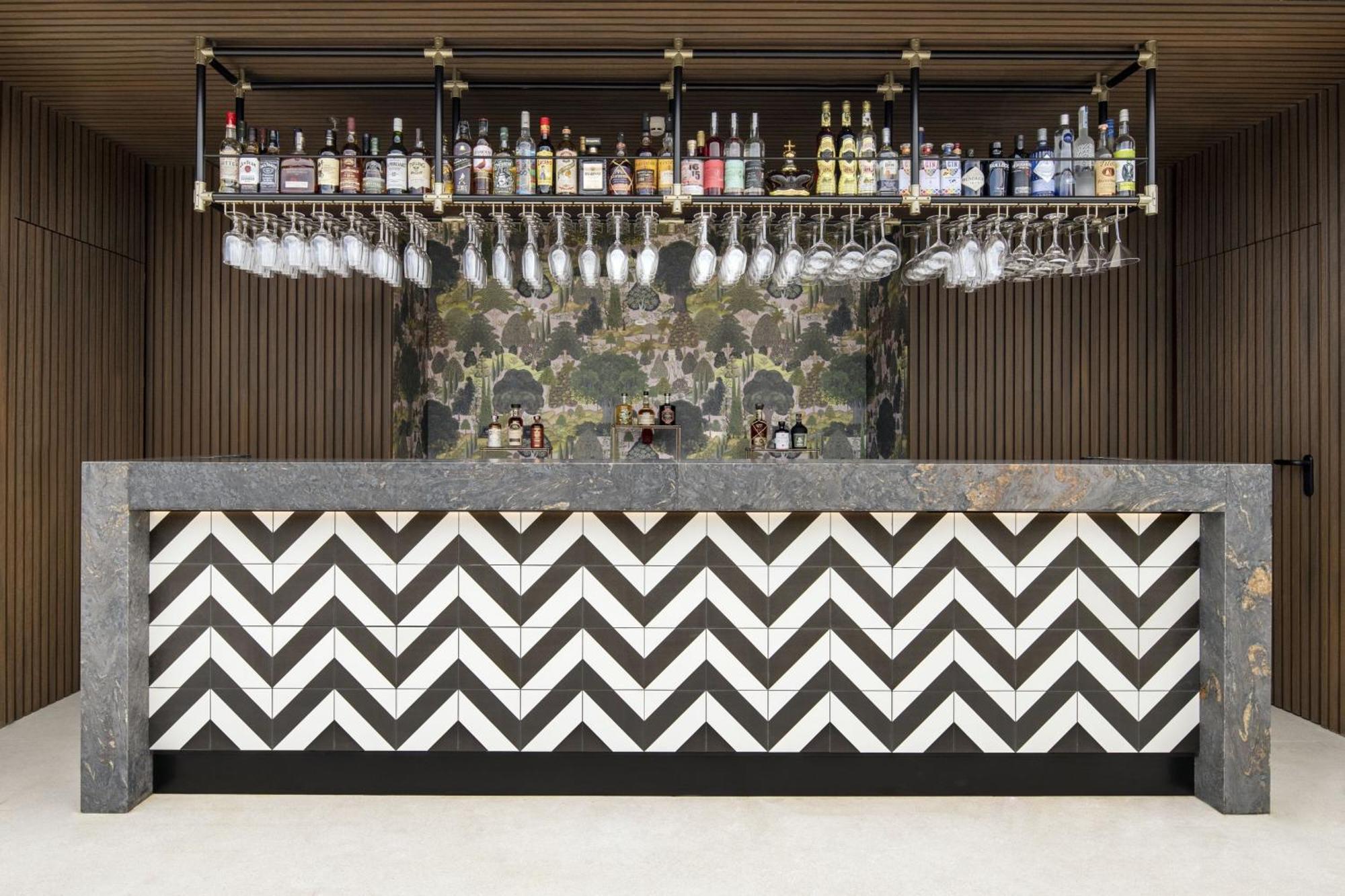 Renaissance Porto Lapa Hotel 外观 照片 The bar at the hotel